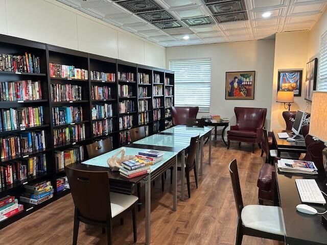 158 Lake Constance Drive, West Palm Beach, FL 33411