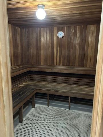 158 Lake Constance Drive, West Palm Beach, FL 33411