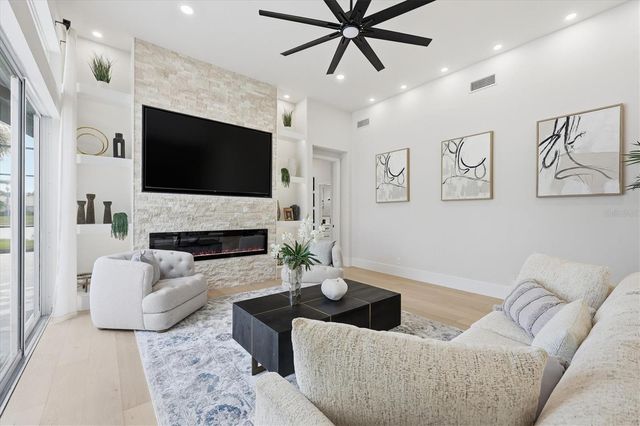 7214 MARLOW PLACE, University Park, FL 34201