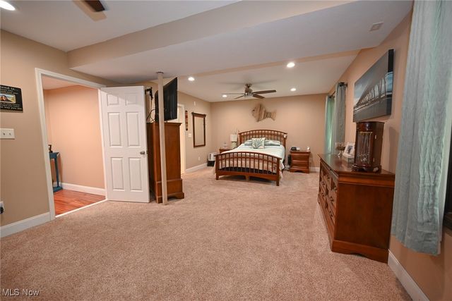 8630 Hollis Lane, Brecksville, OH 44141