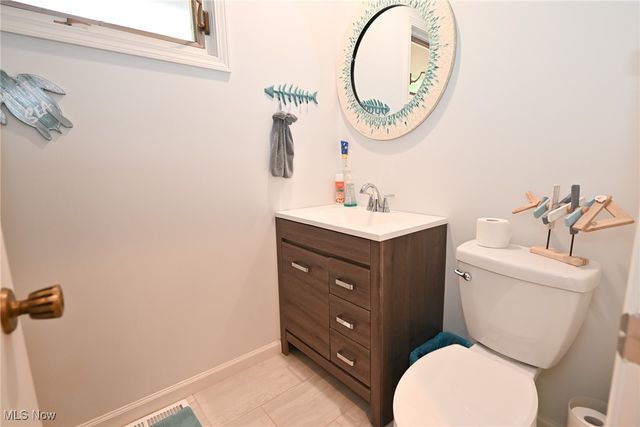 8630 Hollis Lane, Brecksville, OH 44141