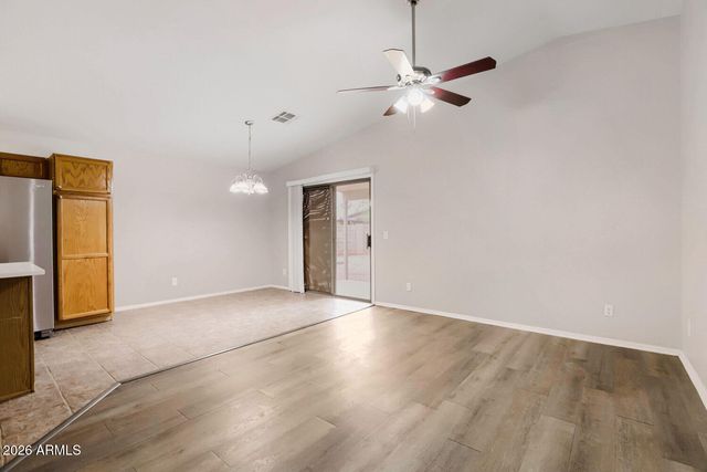 7607 W OREGON Avenue, Glendale, AZ 85303