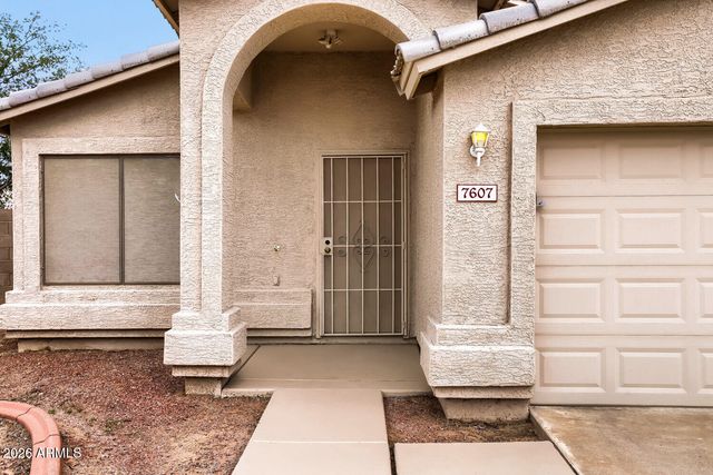 7607 W OREGON Avenue, Glendale, AZ 85303