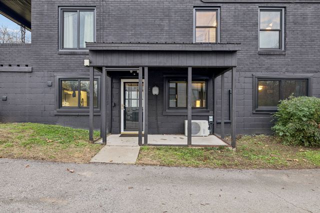 1225 Sunnymeade Dr, Nashville, TN 37216