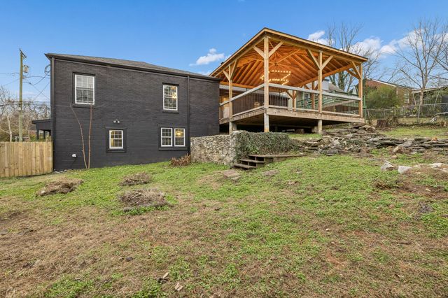 1225 Sunnymeade Dr, Nashville, TN 37216