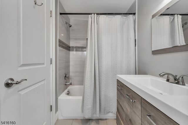 72 Valley Way, West Orange Twp., NJ 07052