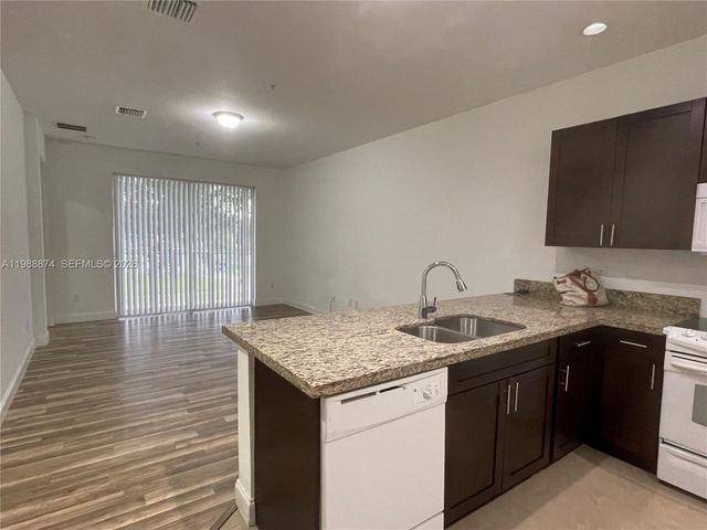 1955 Marsh Harbor Dr 1955, Riviera Beach, FL 33404