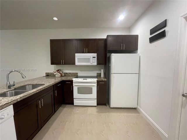 1955 Marsh Harbor Dr 1955, Riviera Beach, FL 33404