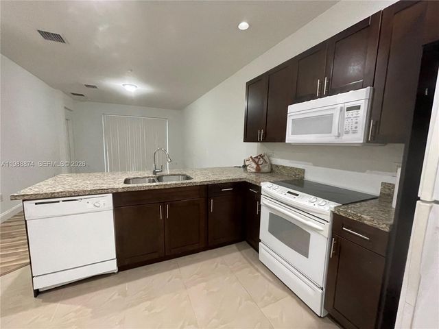 1955 Marsh Harbor Dr 1955, Riviera Beach, FL 33404