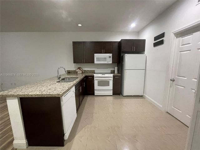 1955 Marsh Harbor Dr 1955, Riviera Beach, FL 33404