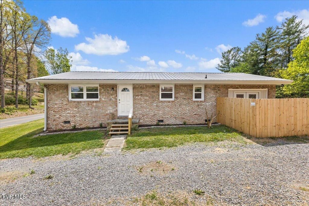 1321 Haga Road, Kingsport, TN 37660