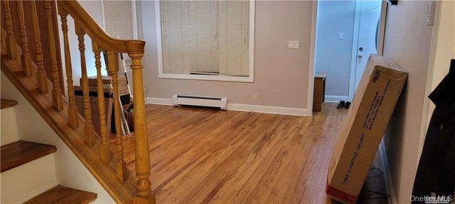 63 E Dover Street, Valley Stream, NY 11580