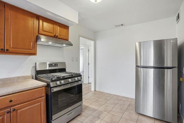 2622 Del Paso Blvd, Sacramento, CA 95815