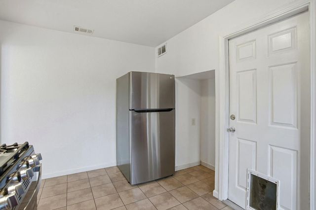 2622 Del Paso Blvd, Sacramento, CA 95815