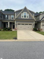 61 Moss Hollow Way, Simpsonville, SC 29680