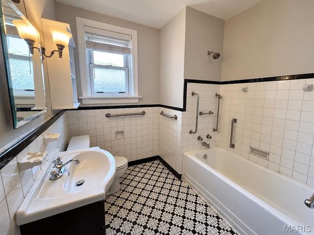 4057 Potomac Street, St Louis, MO 63116