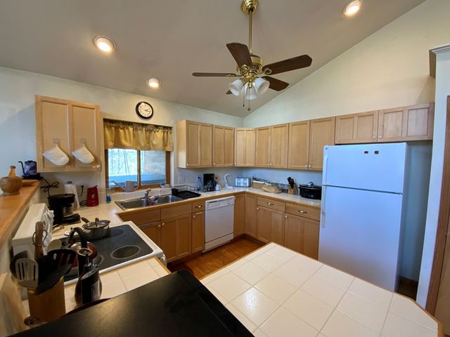 124 Bradford Drive, Marble, NC 28905