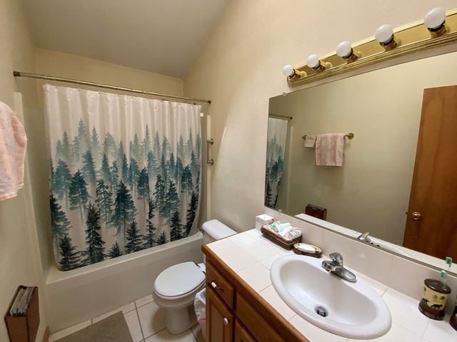 124 Bradford Drive, Marble, NC 28905