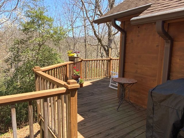 124 Bradford Drive, Marble, NC 28905