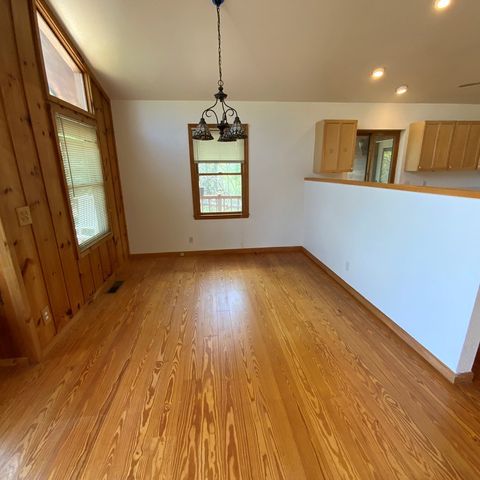 124 Bradford Drive, Marble, NC 28905