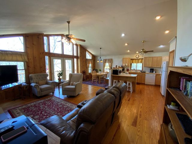 124 Bradford Drive, Marble, NC 28905