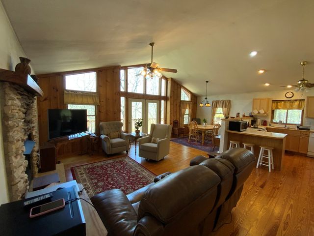 124 Bradford Drive, Marble, NC 28905