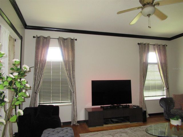1043 W SEAGATE DRIVE, Deltona, FL 32725