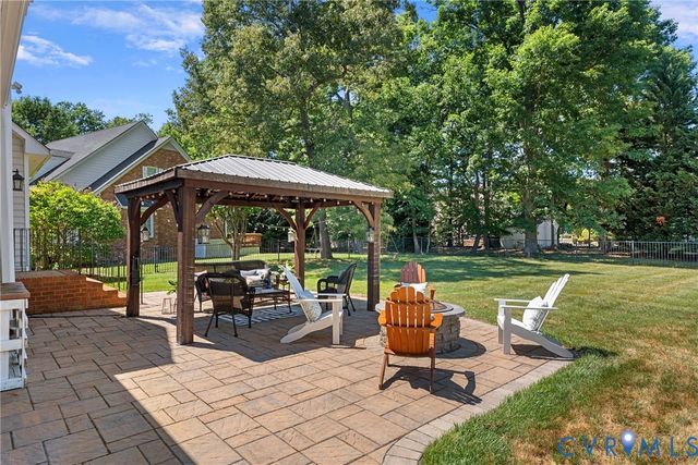12600 Inverness Dr, Chester, VA 23836