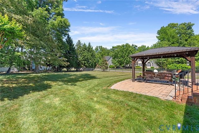 12600 Inverness Dr, Chester, VA 23836