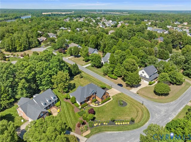 12600 Inverness Dr, Chester, VA 23836