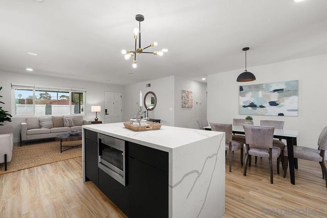 7066 WHIPPLE AVENUE, San Diego, CA 92122