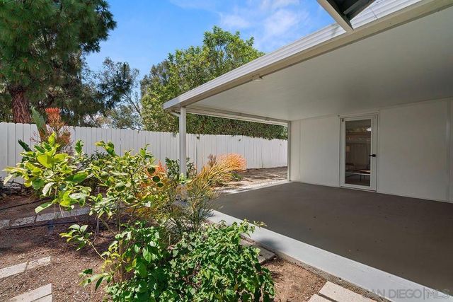 7066 WHIPPLE AVENUE, San Diego, CA 92122