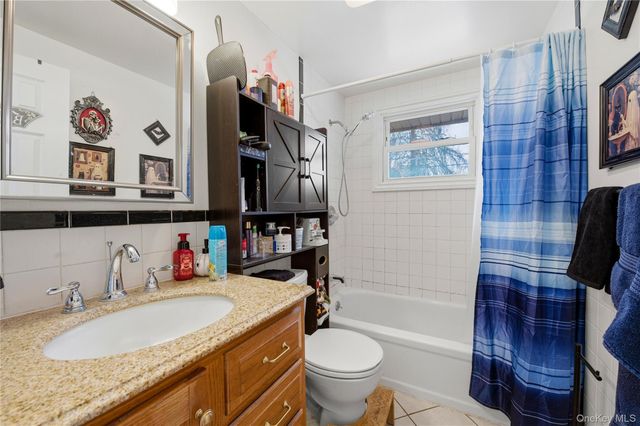 503 Parr Meadow Drive 5C, Newburgh, NY 12550