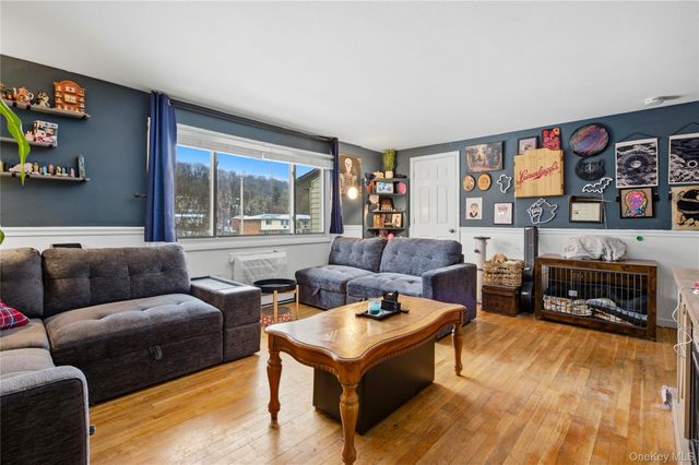 503 Parr Meadow Drive 5C, Newburgh, NY 12550