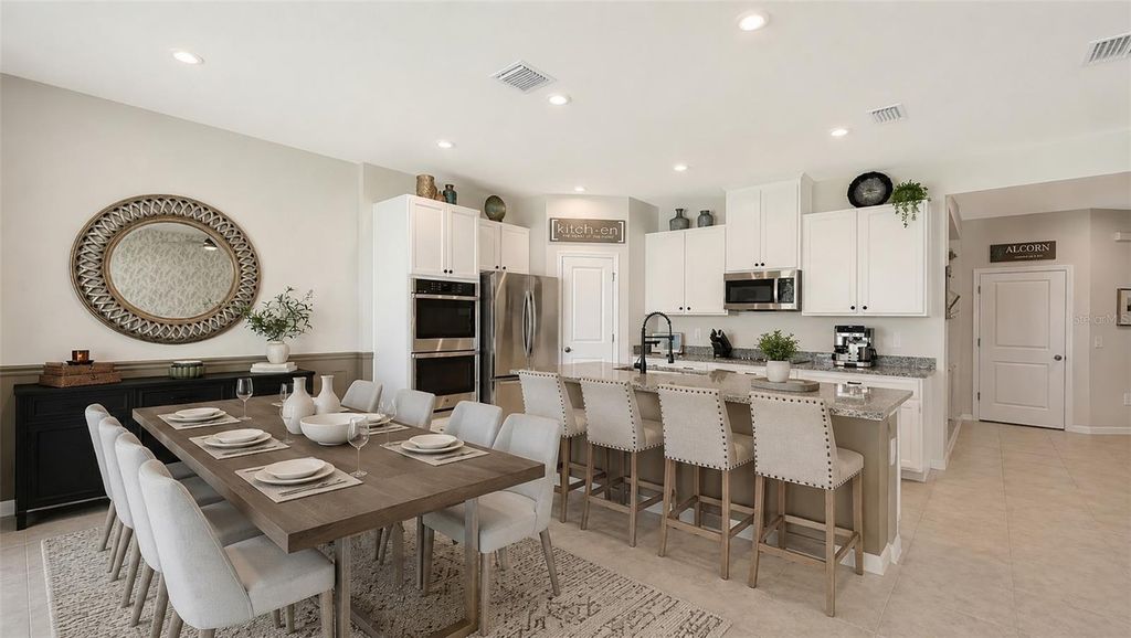 Image 14 of property listing at 4507 ARDEN WAY, Bradenton, FL 34211