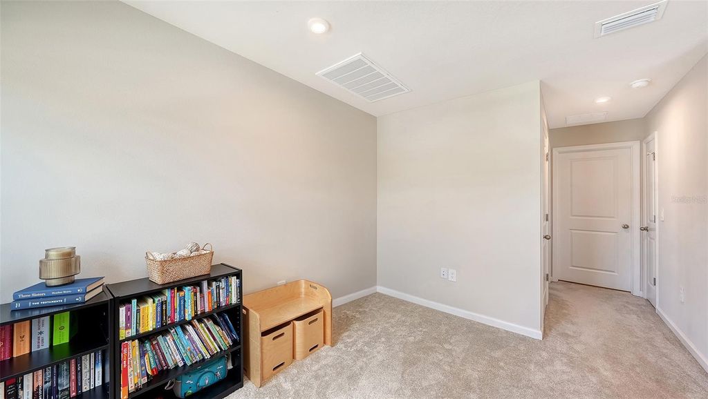 Image 26 of property listing at 4507 ARDEN WAY, Bradenton, FL 34211