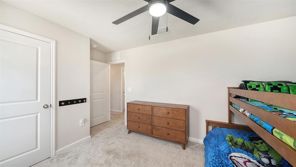 Image 40 of property listing at 4507 ARDEN WAY, Bradenton, FL 34211