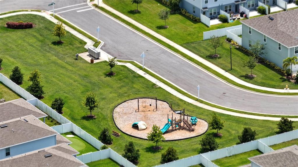 Image 52 of property listing at 4507 ARDEN WAY, Bradenton, FL 34211