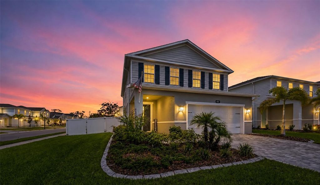 Image 7 of property listing at 4507 ARDEN WAY, Bradenton, FL 34211