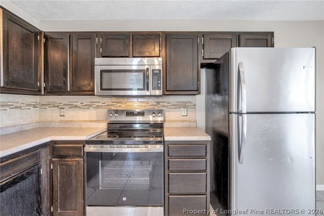 3672 Highgate Drive, Hope Mills, NC 28348