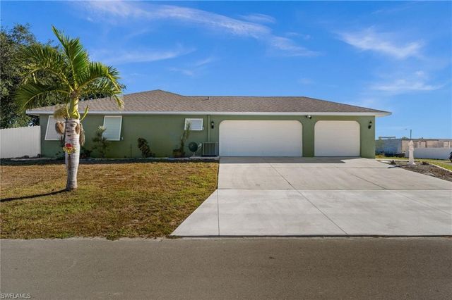 221 NE 14th TER, Cape Coral, FL 33909