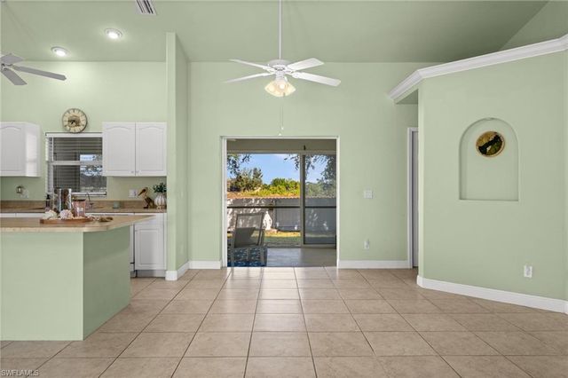 221 NE 14th TER, Cape Coral, FL 33909