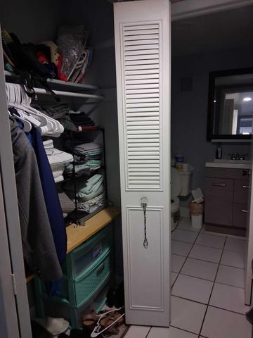 3161 NW 47th Terrace 111, Lauderdale Lakes, FL 33319