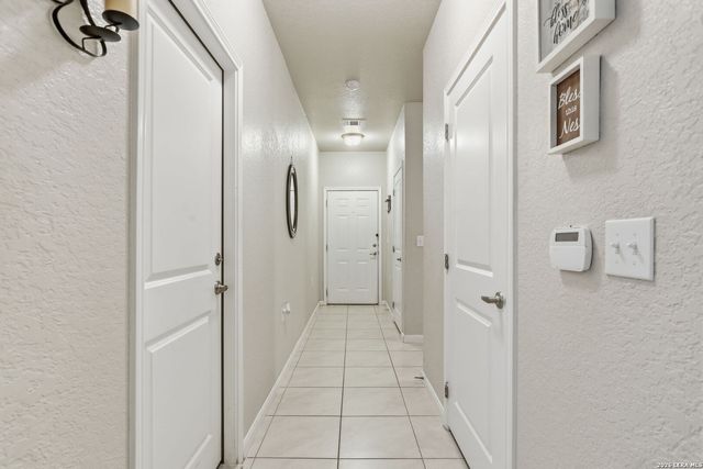 427 PRECIOUS DR, San Antonio, TX 78237