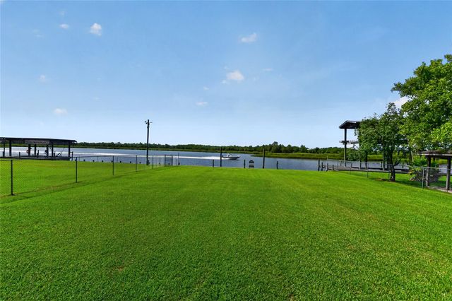 4228 Scenic Drive, Dickinson, TX 77539