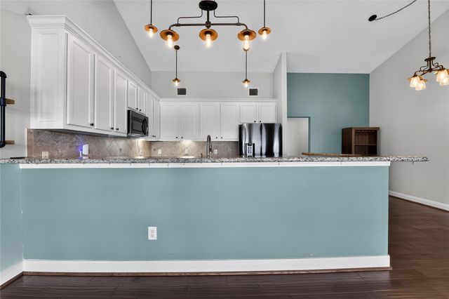 4228 Scenic Drive, Dickinson, TX 77539
