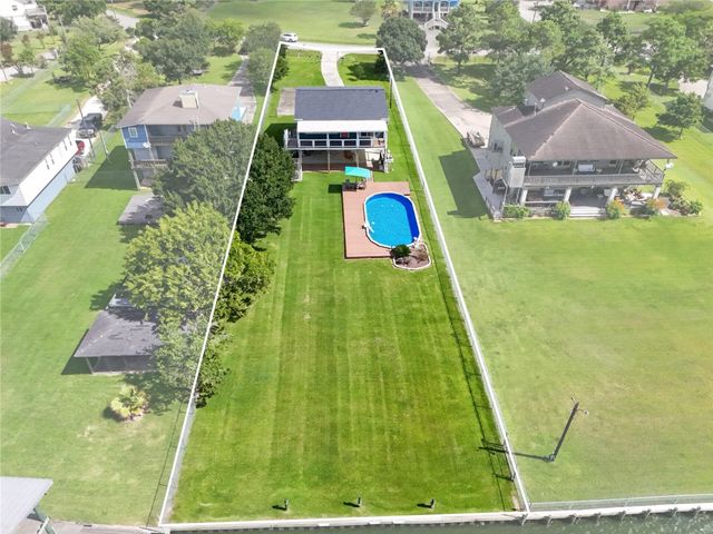 4228 Scenic Drive, Dickinson, TX 77539