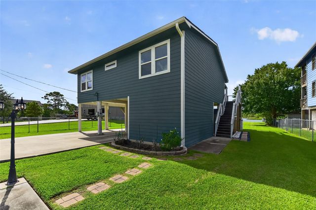 4228 Scenic Drive, Dickinson, TX 77539