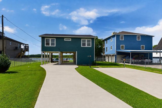 4228 Scenic Drive, Dickinson, TX 77539
