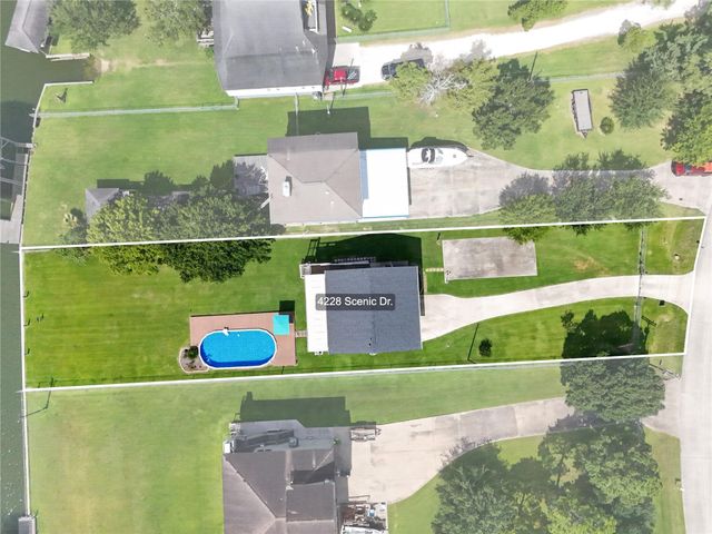 4228 Scenic Drive, Dickinson, TX 77539